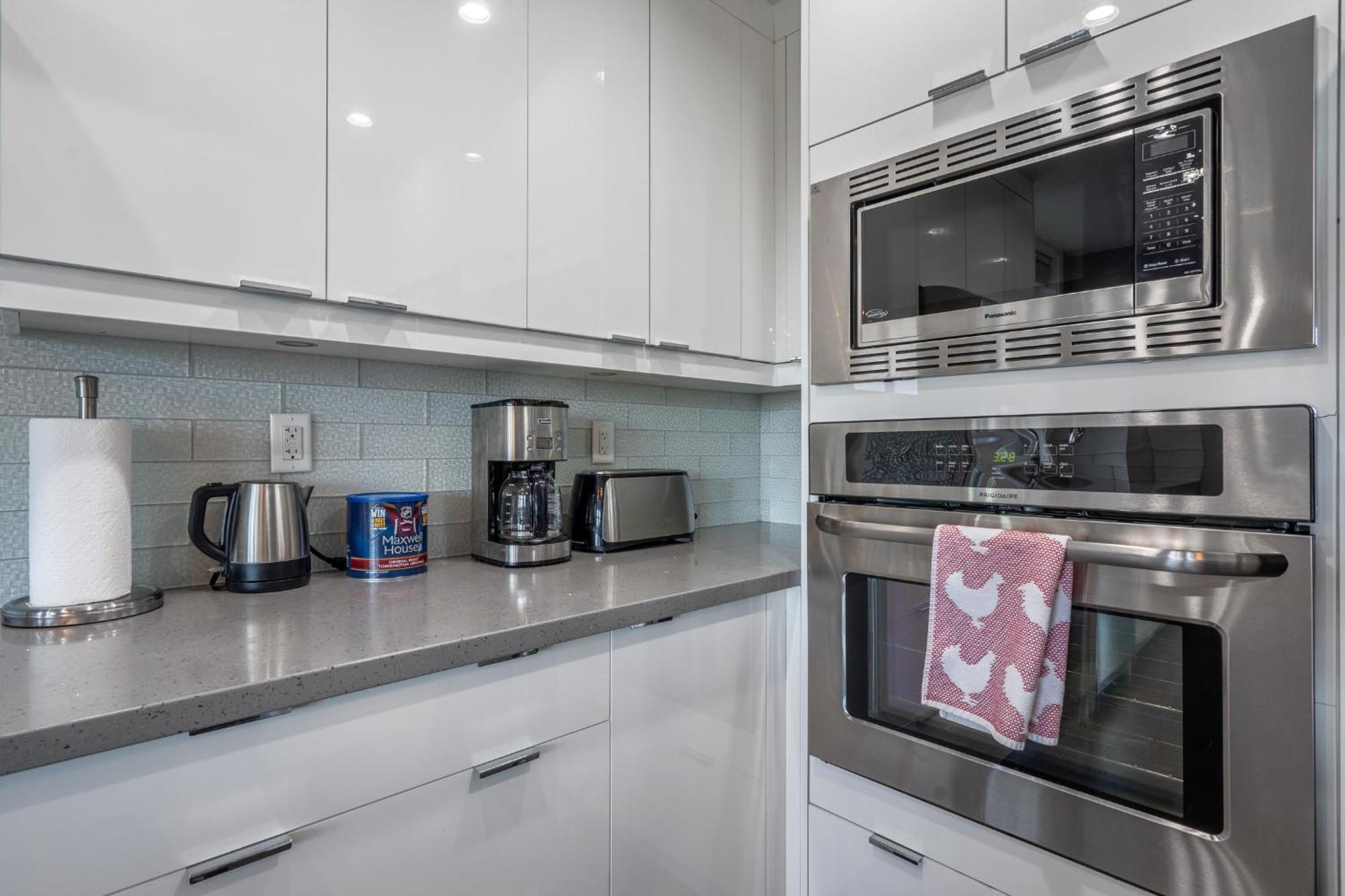 Ferienwohnung Element On First By Manna YYC Zimmer foto