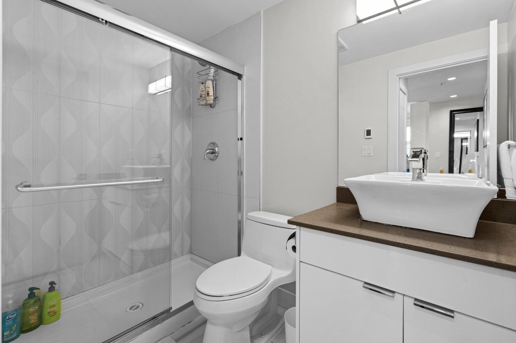 Ferienwohnung Element On First By Manna YYC Zimmer foto
